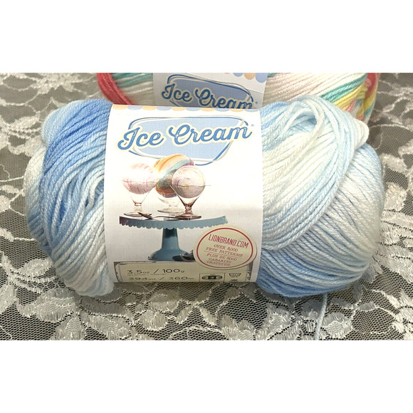 NEW Lion Brand Ice Cream Blueberry Light Blue Acrylic Yarn 100 g 923 203AU 0922 - Picture 1 of 4